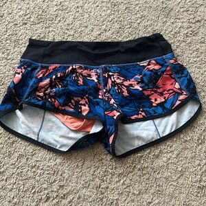 Lululemon Run Times Short - Size 4